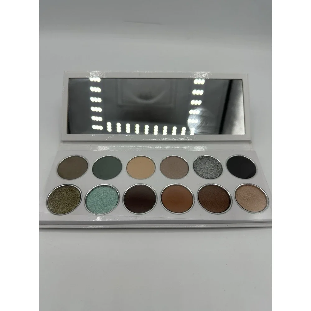 Kylie Jenner Kyshadow 12 Color‎ Eyeshadow Palette White Silver
